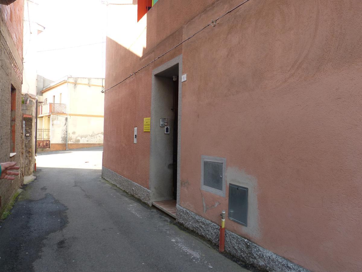 Il Pozzo Dei Desideri Panzió Arbus Kültér fotó